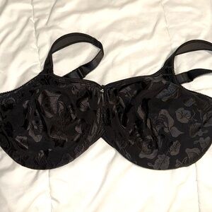 Wacoal black lace bra Sz 40DDD